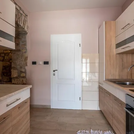 Anitea Apartment *
