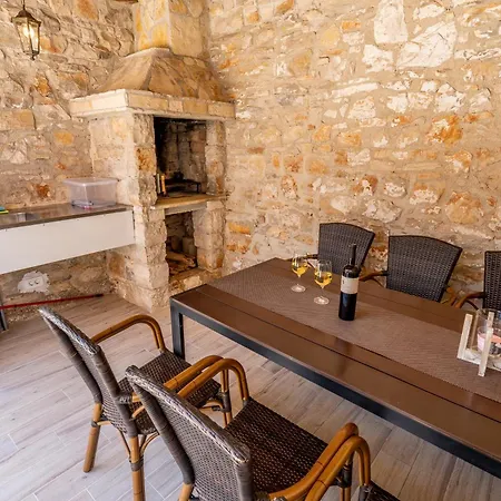 Anitea Apartment *